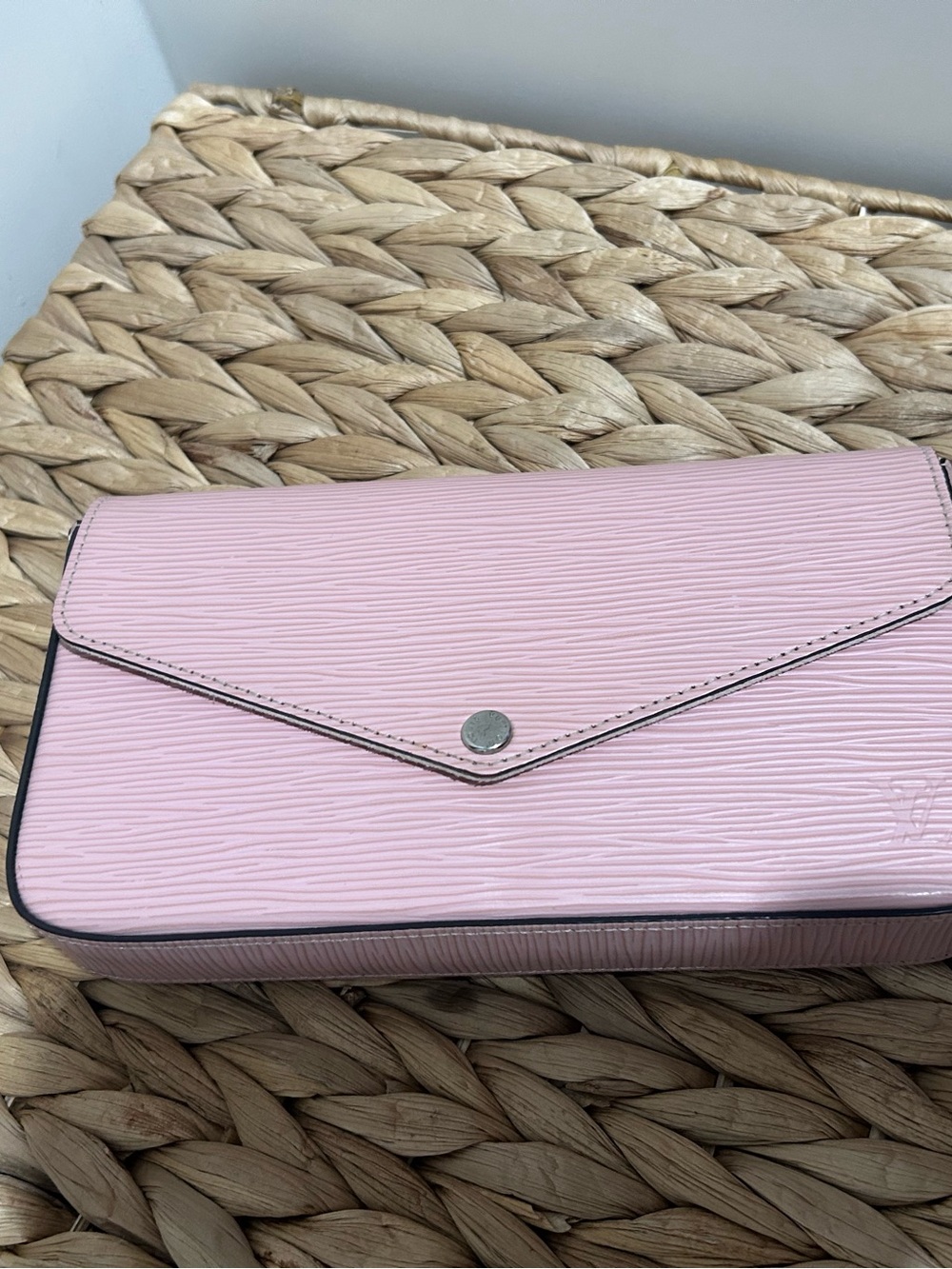 Louis Vuitton Pink Epi Leather